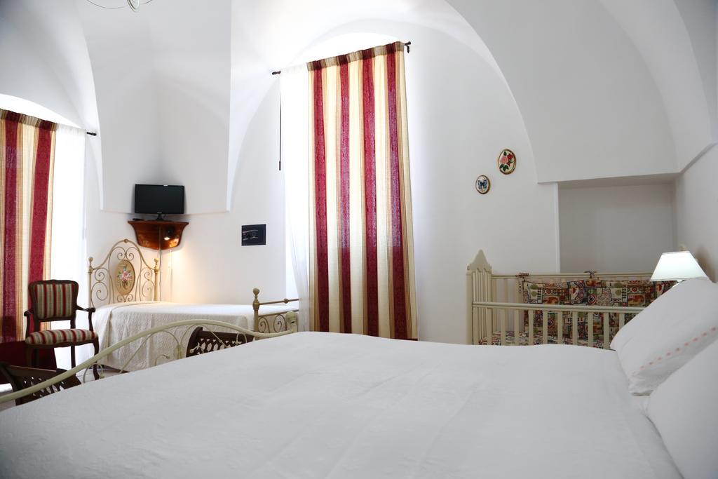 Palazzo Altavilla Ostuni Exterior photo